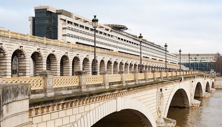 Loi de Finance 2021 : tour d’horizon des principales modifications bercy - credit agricole banque et groupe france