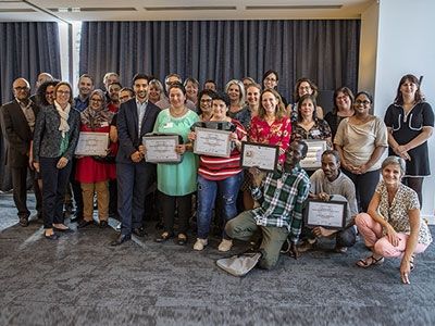 Le Crédit Agricole lutte contre l’illettrisme en entreprise - credit agricole banque et groupe france