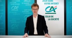 Visuel de Jérôme Grivet - Crédit Agricole 1re banque France particuliers professionnels institutions agriculture entreprise - Actualité Banque
