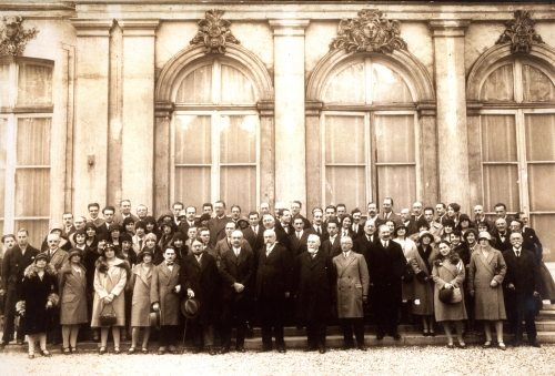 Staff at Caisse Nationale de Crédit Agricole in 1929